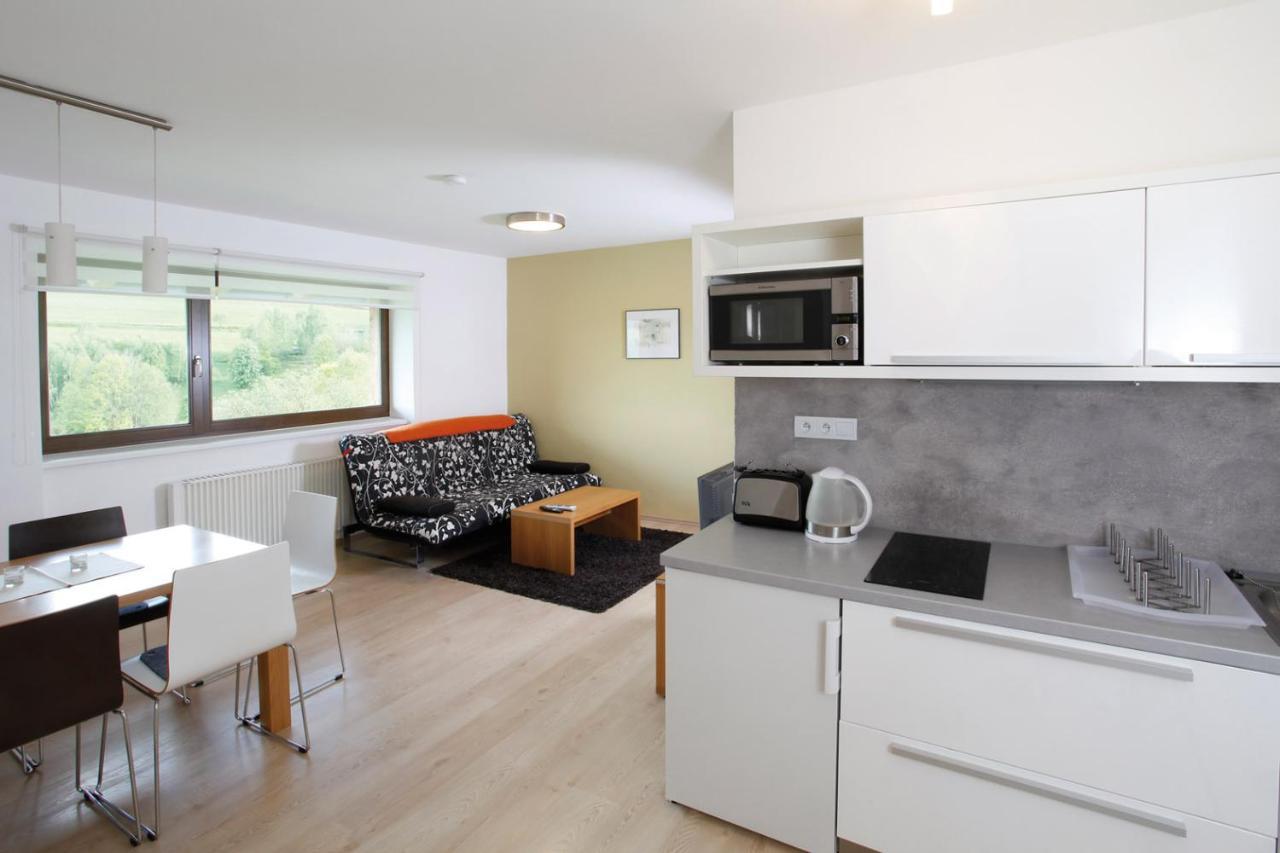 Apartman Stara Skola Vysoke nad Jizerou Bagian luar foto
